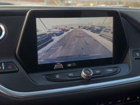 Used 2020 Chevrolet Blazer LT image 23