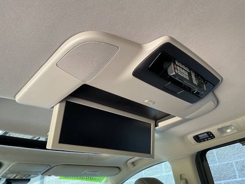 Used 2016 Honda Odyssey Touring Elite image 37