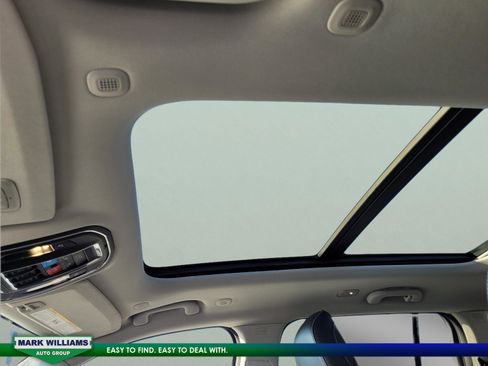 Used 2023 Jeep Grand Cherokee 4WD 4xe image 31