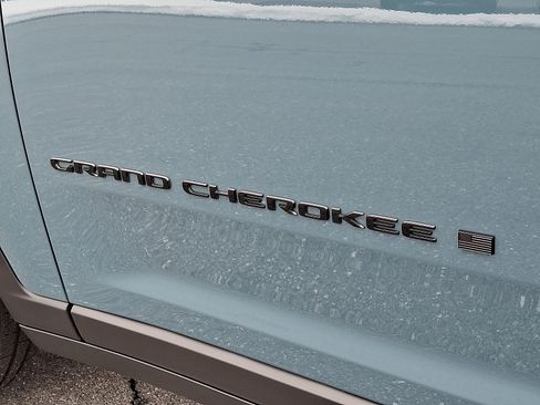 New 2026 Jeep Grand Cherokee L Limited image 5