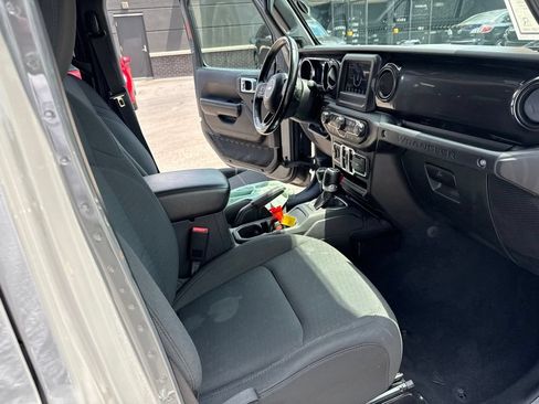 Used 2020 Jeep Wrangler Unlimited Sport AWD/4WD image 62