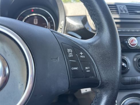Used 2015 FIAT 500 Pop FWD image 20