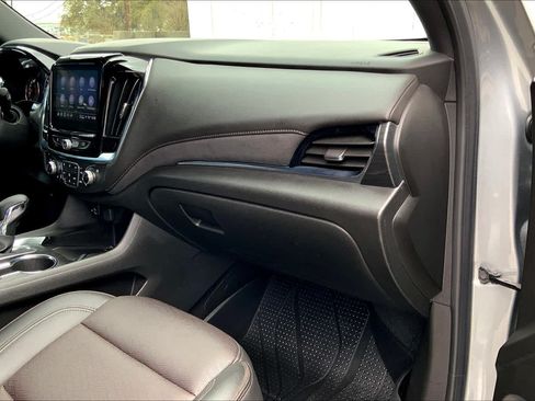 Used 2023 Chevrolet Traverse High Country w/ LPO, Floor Liner Package FWD image 19