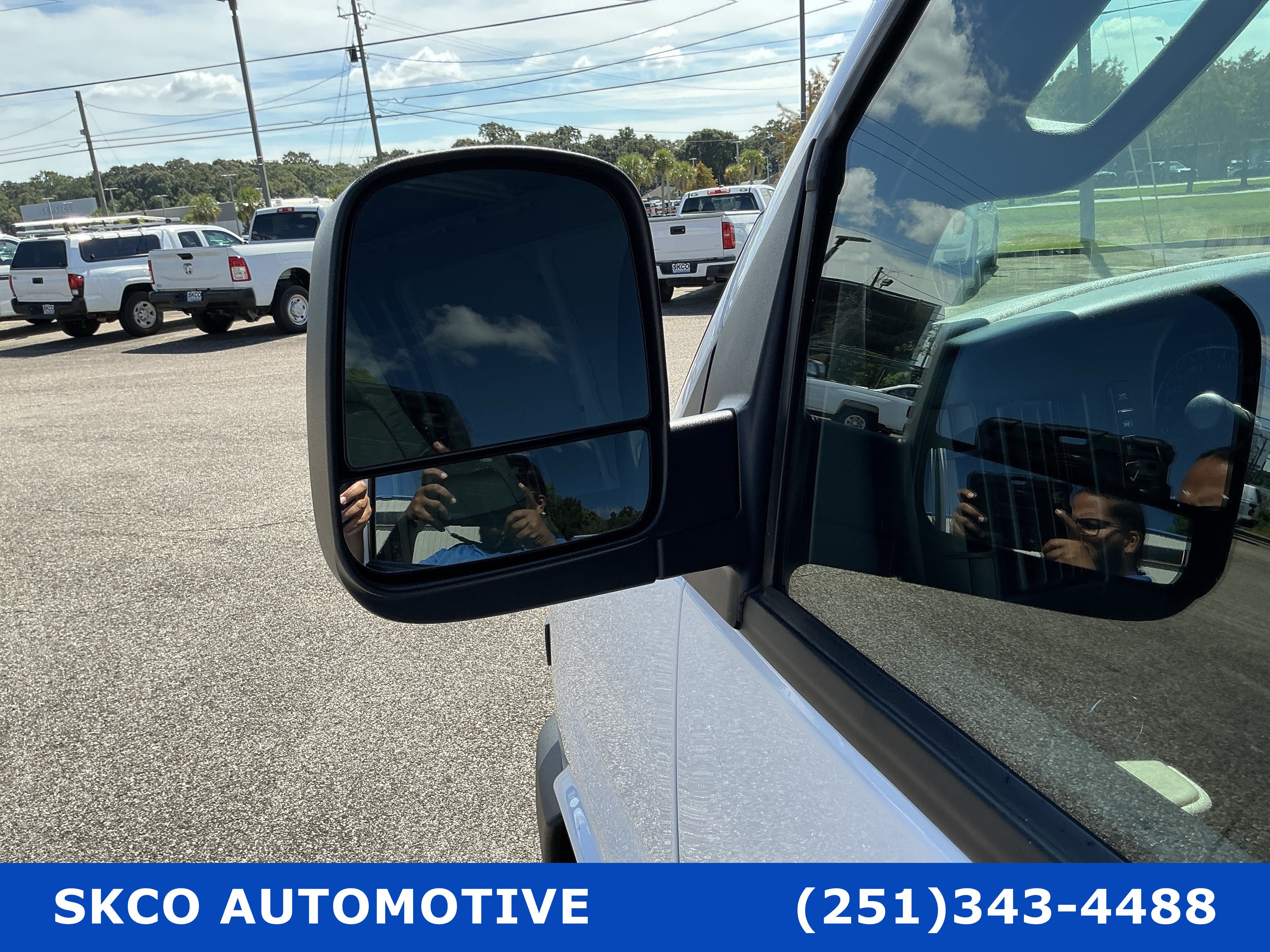 Used 2025 Chevrolet Express 2500 Extended w/ Driver Convenience Package RWD image 10
