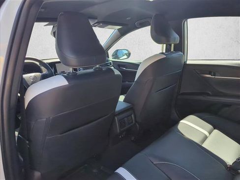 Used 2025 Toyota Camry SE w/ Convenience Package FWD image 22