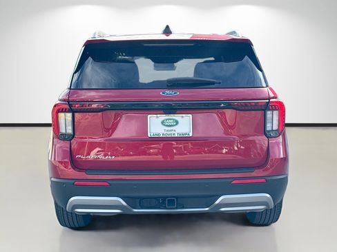 Used 2025 Ford Explorer Platinum RWD image 4