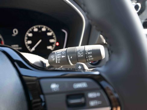 New 2025 Honda Pilot Touring image 14