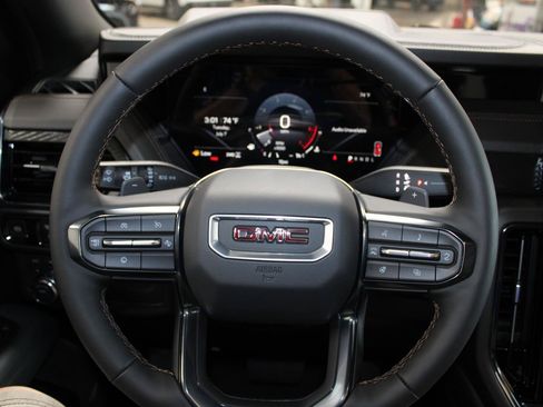 New 2026 GMC Yukon AT4 w/ AT4 Premium Package AWD/4WD image 29