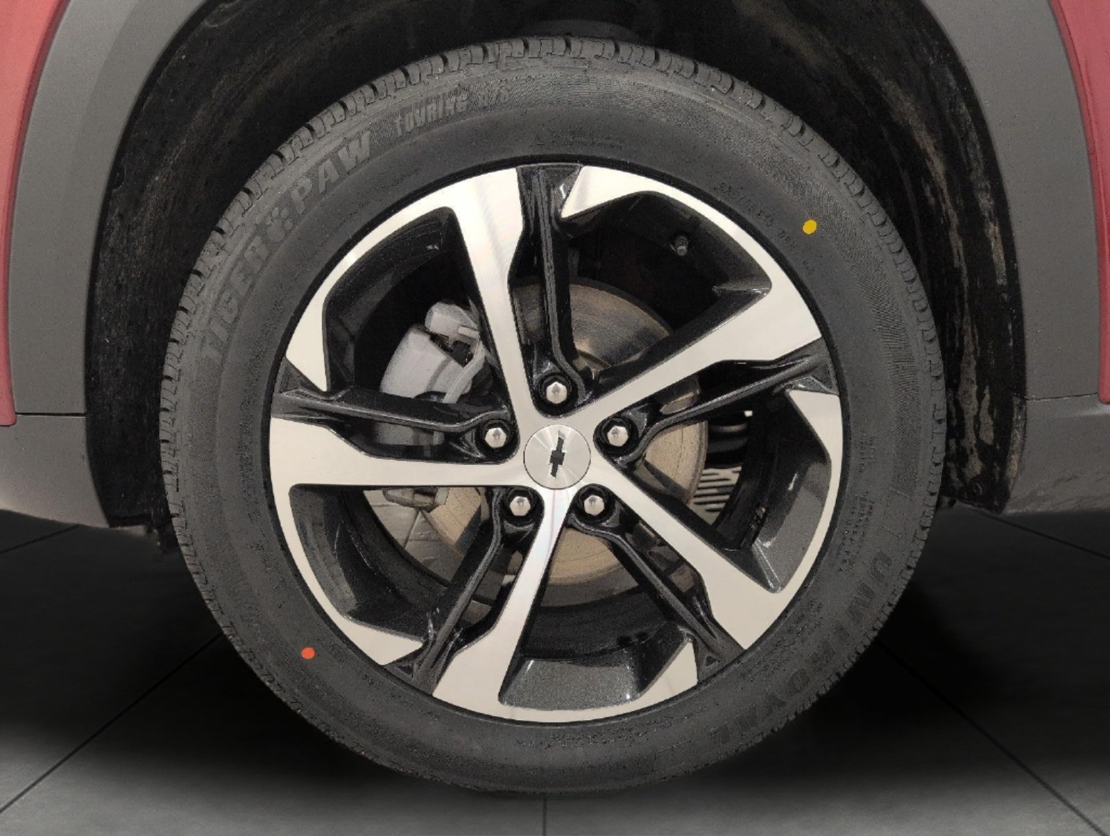 Used 2025 Chevrolet Trax RS w/ Driver Confidence Package FWD image 3
