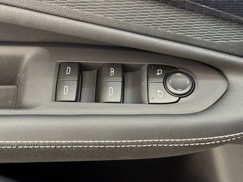 New 2025 Chevrolet Blazer EV LT image 27