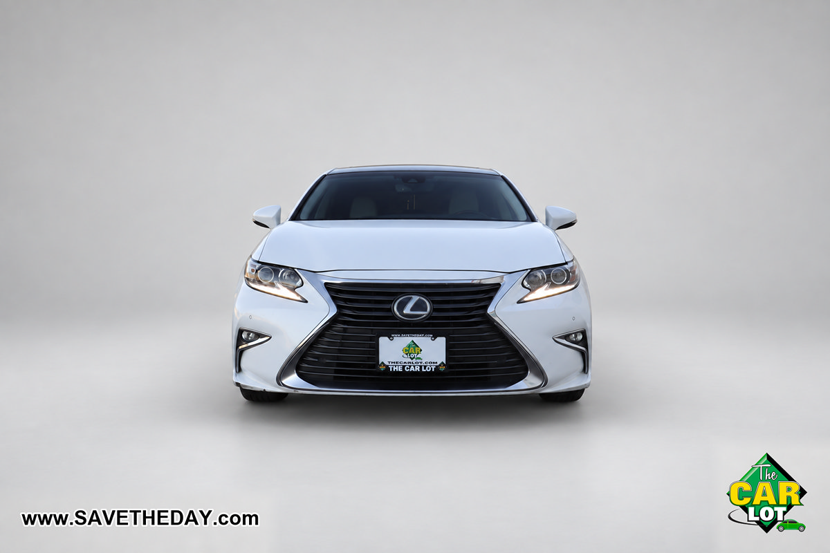 Used 2017 Lexus ES 350 w/ Navigation System Package FWD image 11