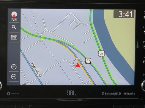 Used 2021 Toyota Highlander XSE image 13