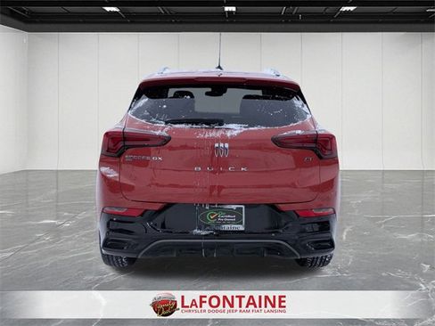 Used 2024 Buick Encore GX Sport Touring image 4