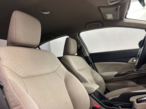 Used 2014 Honda Civic LX image 29