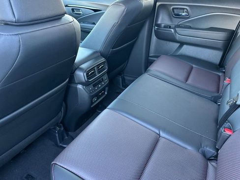 New 2026 Honda Ridgeline Black Edition image 13