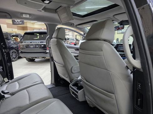 Used 2018 Honda Odyssey Elite image 24