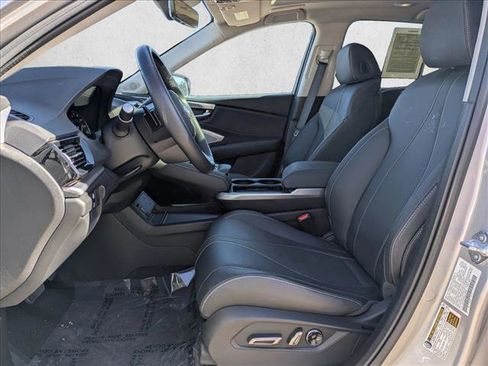 Used 2025 Acura RDX SH-AWD w/ Technology Package image 18