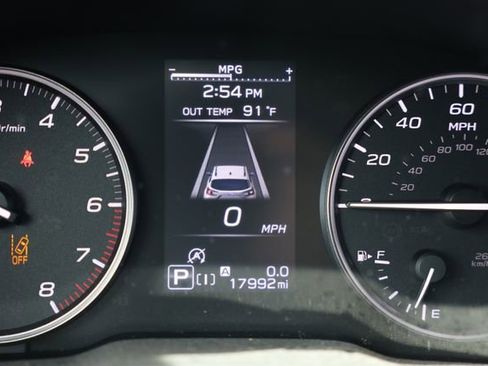 Certified 2024 Subaru Crosstrek 2.5i Limited w/ Crosstrek Mirror Package image 21