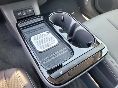 New 2026 Hyundai Ioniq 5 SEL RWD image 17