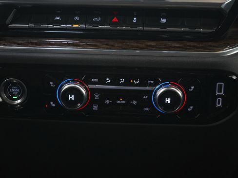 Used 2023 GMC Sierra 1500 SLE w/ Enhanced Capability Package image 19