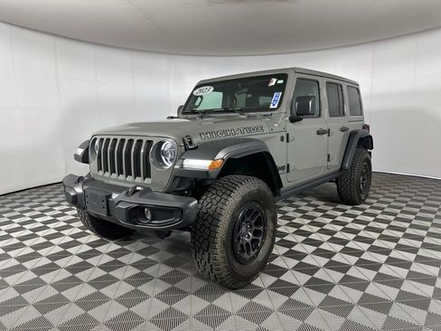 Used 2023 Jeep Wrangler Unlimited Sport image 3