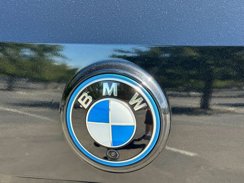 Certified 2023 BMW iX xDrive50 w/ Sport Package AWD/4WD image 38