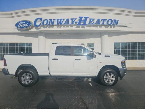 Used 2025 RAM 2500 Big Horn AWD/4WD image 1