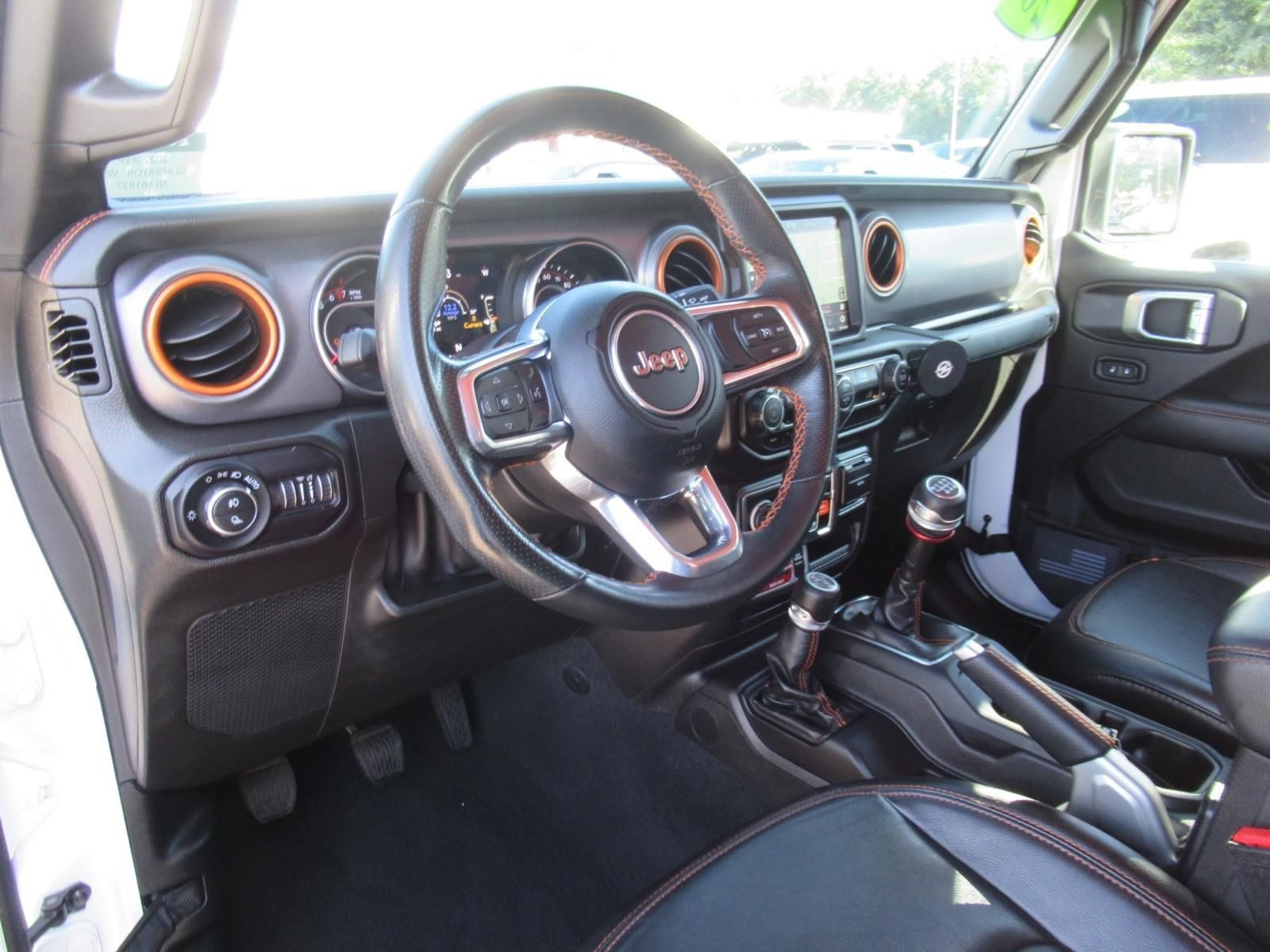 Certified 2022 Jeep Gladiator Mojave w/ Trailer Tow Package AWD/4WD image 21