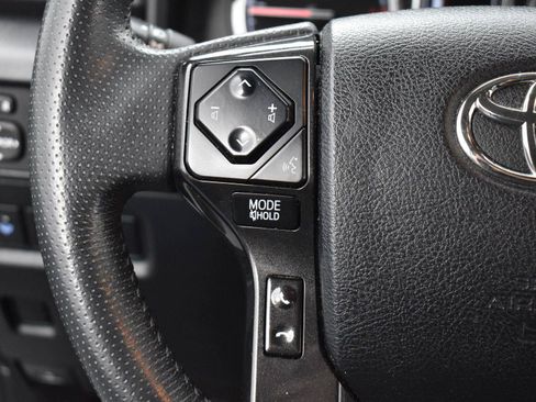 Used 2021 Toyota 4Runner TRD Off-Road Premium w/ Moonroof Package AWD/4WD image 16