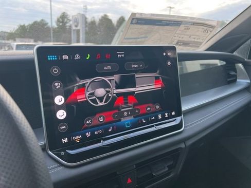 New 2026 Volkswagen Tiguan SE R-Line FWD image 12