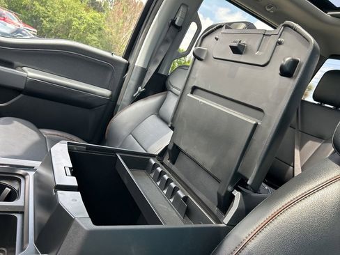 Used 2025 Ford F250 Lariat w/ Lariat Ultimate Package AWD/4WD image 37