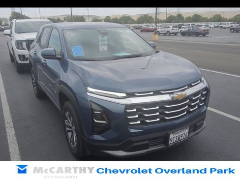 Used 2025 Chevrolet Equinox LT FWD image 1