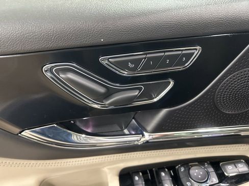 New 2025 Lincoln Corsair Grand Touring w/ Rear Removable Package Tray image 10