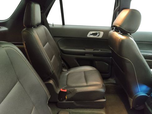 Used 2014 Ford Explorer Sport w/ Equipment Group 401A AWD/4WD image 19