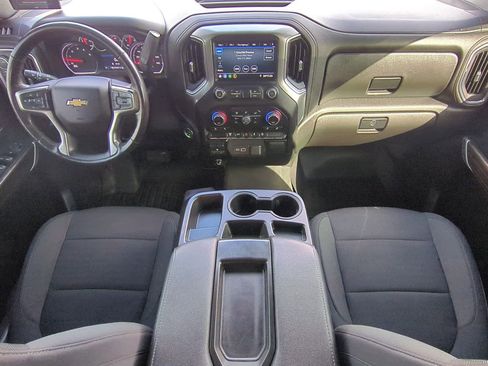 Used 2022 Chevrolet Silverado 2500 LT w/ Convenience Package image 15