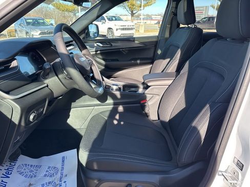 New 2026 Jeep Grand Cherokee Laredo X AWD/4WD image 62
