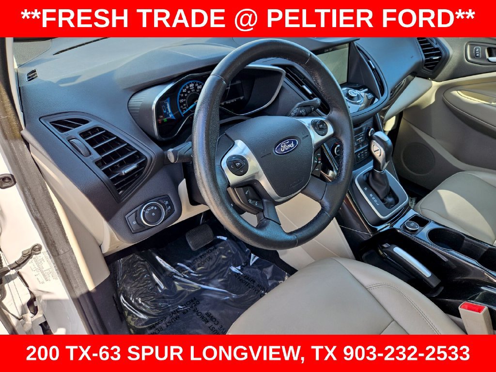 Used 2017 Ford C-MAX Titanium w/ Equipment Group 301A FWD image 16