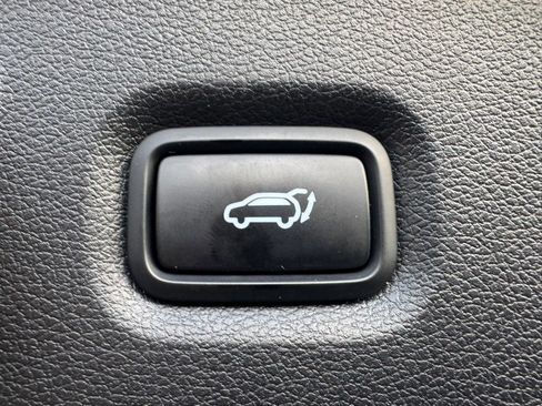 Used 2022 Hyundai Santa Fe XRT image 31