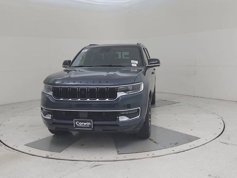 New 2025 Jeep Wagoneer Series III w/ Quick Order Package 25C Super image 5