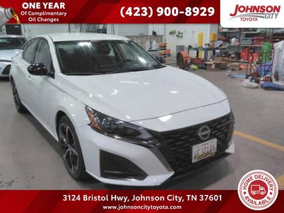 Used 2023 Nissan Altima 2.5 SR