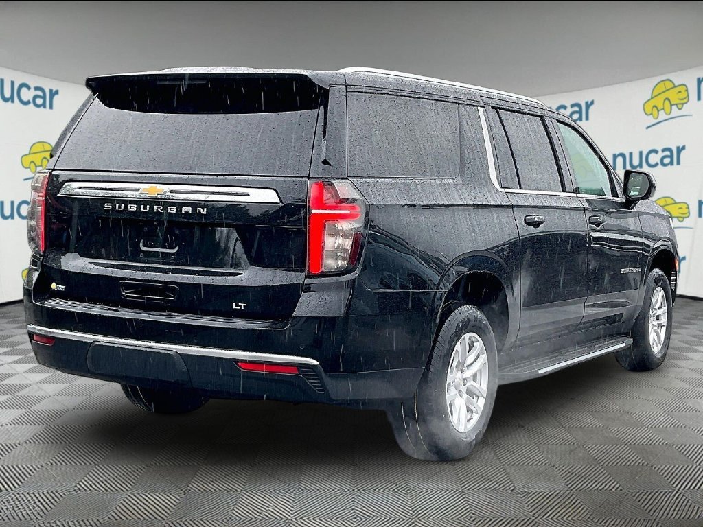 Used 2024 Chevrolet Suburban LT AWD/4WD image 6