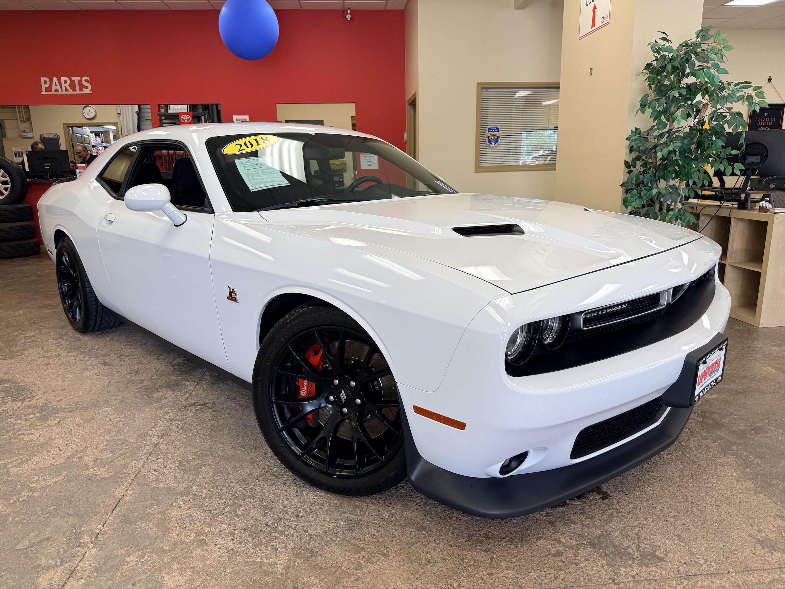 Used 2018 Dodge Challenger R/T Scat Pack w/ Dynamics Package RWD image 16