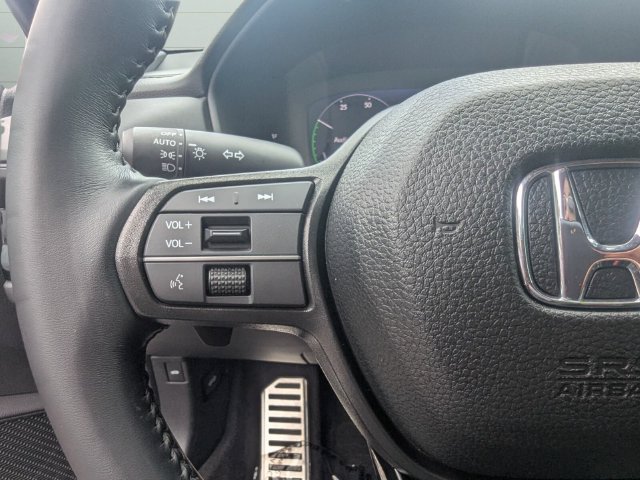 Certified 2025 Honda Accord Sport image 18