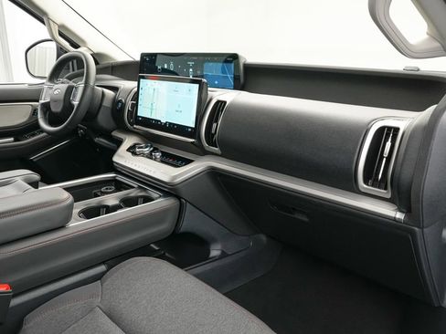 Certified 2025 Ford Expedition Max Active AWD/4WD image 27
