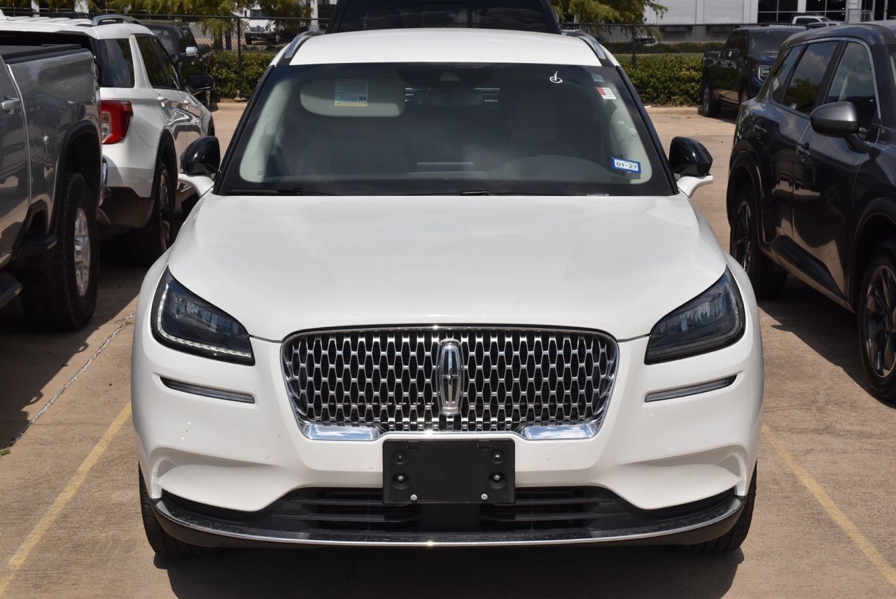 Used 2022 Lincoln Corsair FWD image 3