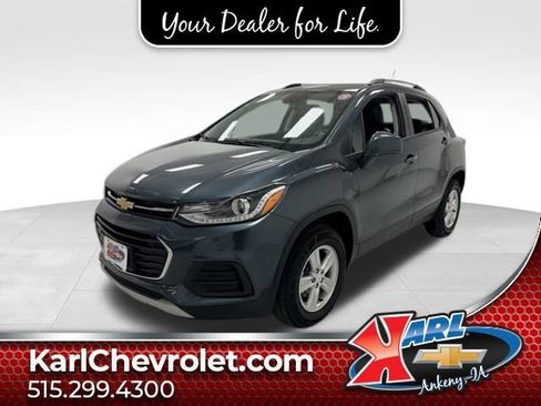 Certified 2022 Chevrolet Trax LT w/ LT Convenience Package image 1