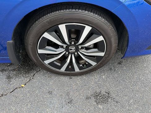 Used 2024 Honda Civic EX image 39