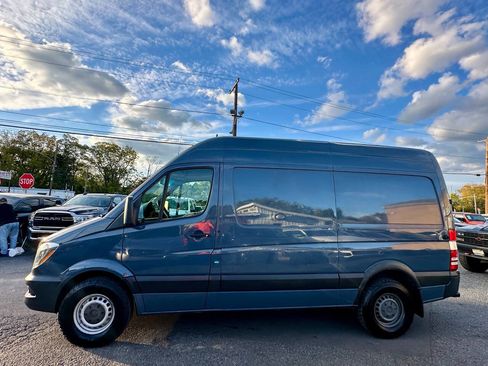 Used 2018 Mercedes-Benz Sprinter 2500 image 5