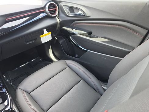New 2026 Chevrolet Trax RS w/ Driver Confidence Package FWD image 17