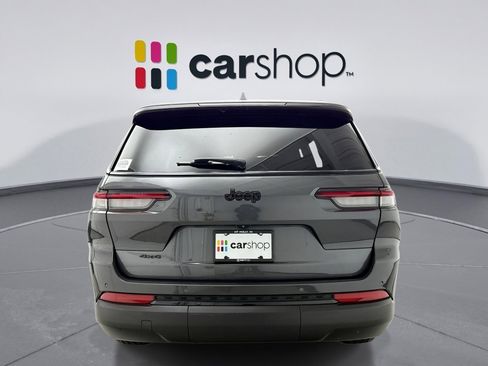 Used 2023 Jeep Grand Cherokee L Altitude AWD/4WD image 4